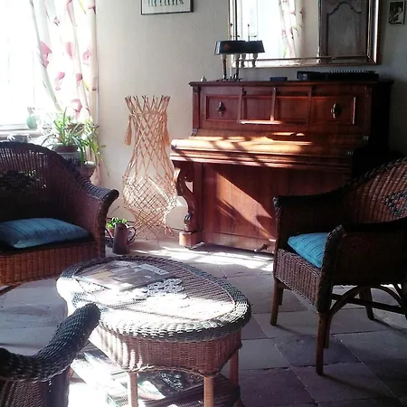 Bed & Breakfast D'hotes Avec Salle D'eau Privee Dans Un Prieure Historique - Fr-1-589-737 *