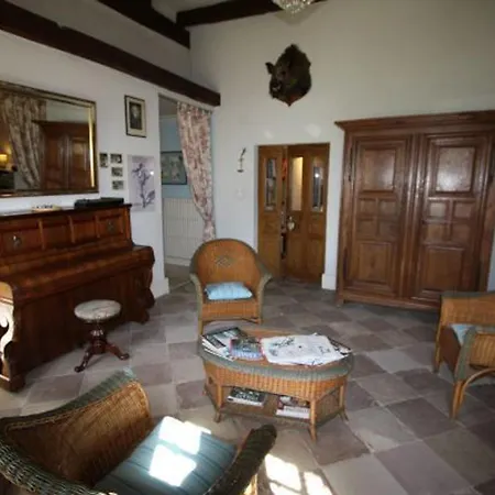 D'hotes Avec Salle D'eau Privee Dans Un Prieure Historique - Fr-1-589-737 Отель типа 