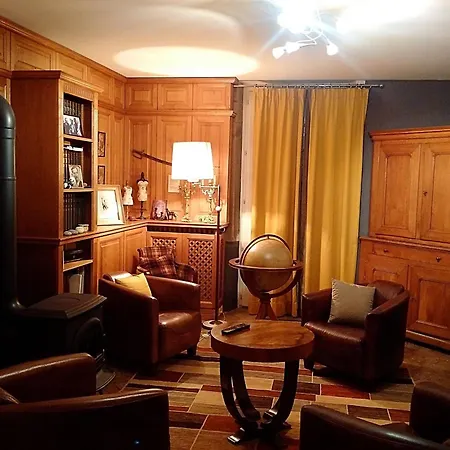 D'hotes Avec Salle D'eau Privee Dans Un Prieure Historique - Fr-1-589-737 Bed & Breakfast